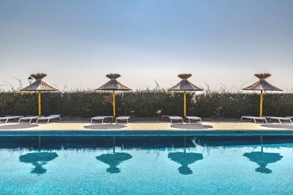 Piscine extérieur Centre Thalassothérapie Saintes-Maries-de-la-Mer - Thalasso Camargue